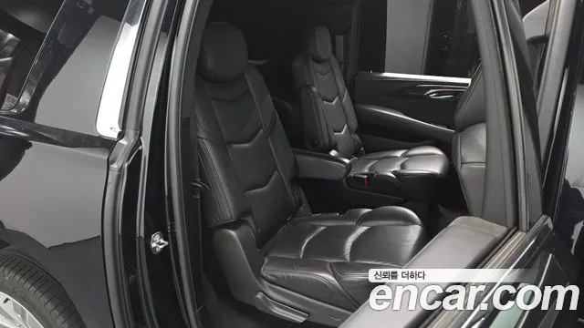 Cadillac Escalade 2016 — фото 10