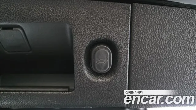 Cadillac Escalade 2016 — фото 19