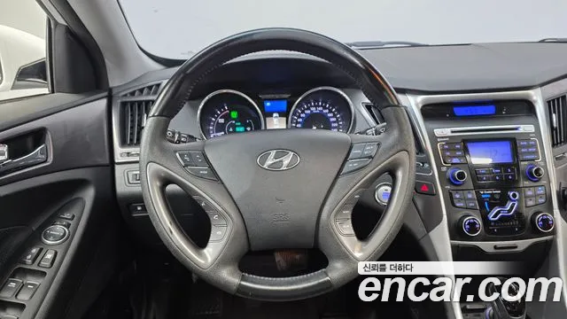 Hyundai Sonata 2013 — фото 13