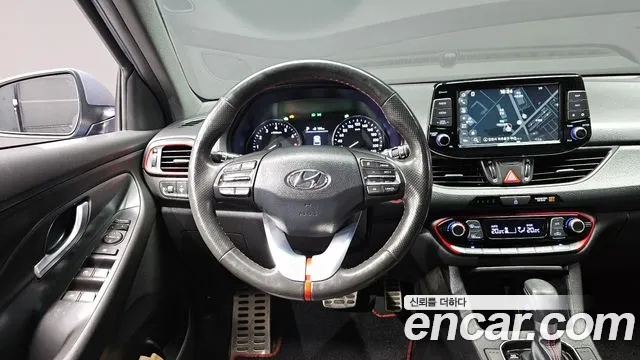 Hyundai i30 2018 — фото 13