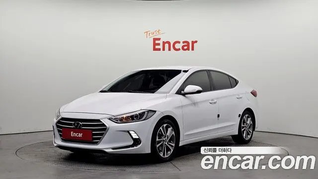 Hyundai AVANTE 2017 — фото 1