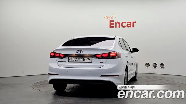 Hyundai AVANTE 2017 — фото 4
