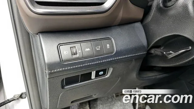 Hyundai Santafe 2021 — фото 14