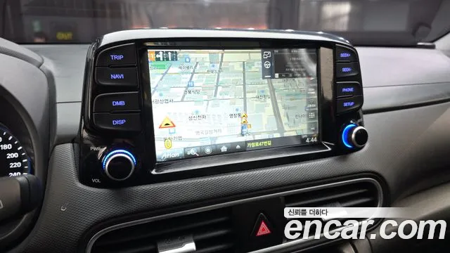 Hyundai Kona 2018 — фото 14