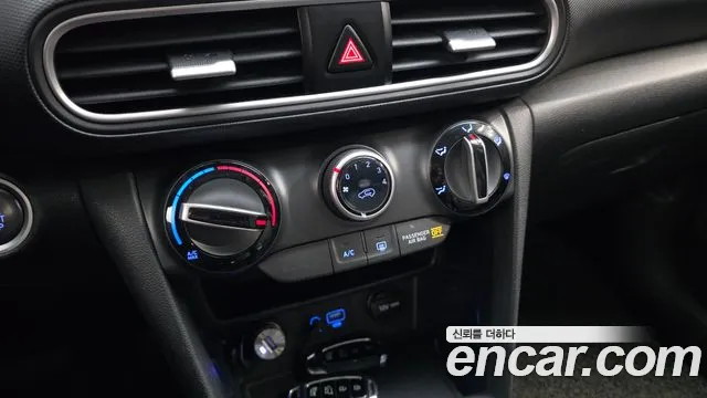 Hyundai Kona 2018 — фото 16