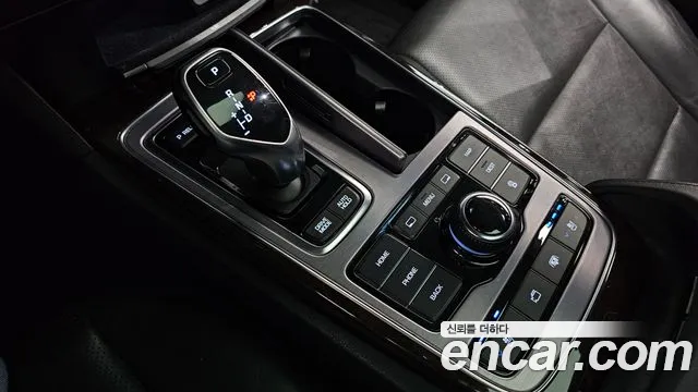 Hyundai Equus 2015 — фото 7