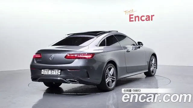 Mercedes-Benz E-Class 2017 — фото 2