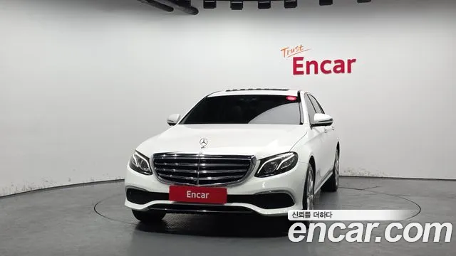 Mercedes-Benz E-Class 2019 — фото 3