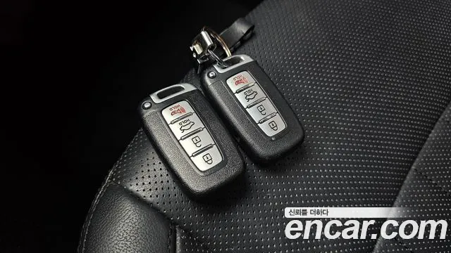 Hyundai Genesis 2013 — фото 19