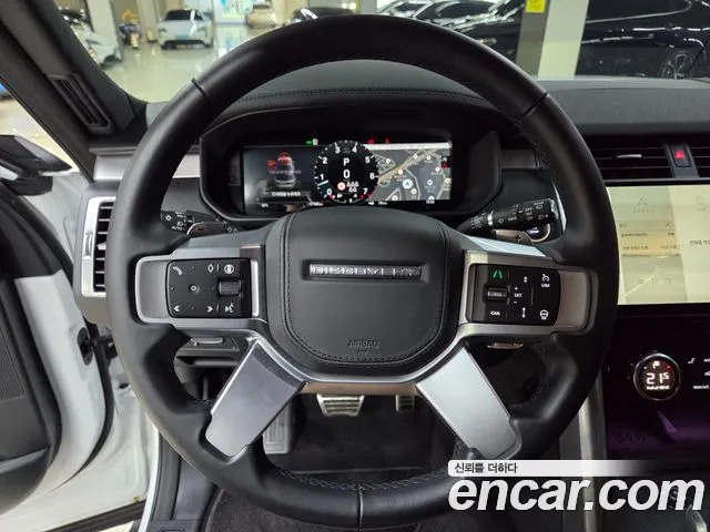 Land Rover Discovery 2025 — фото 10