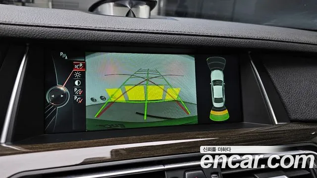 BMW 7-Series 2014 — фото 15