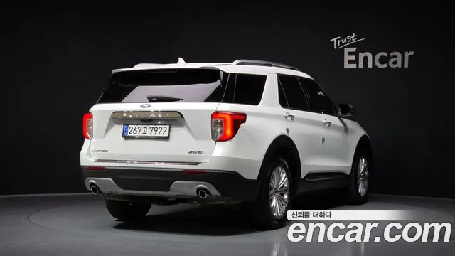 Ford Explorer 2021 — фото 2