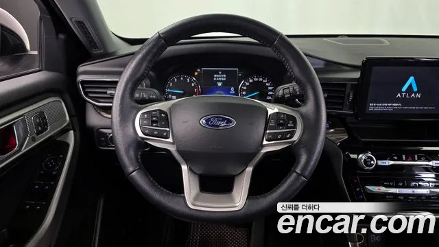 Ford Explorer 2021 — фото 13
