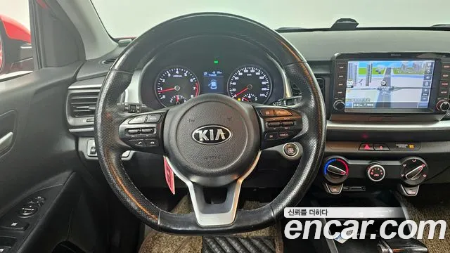 Kia Stonic 2019 — фото 13