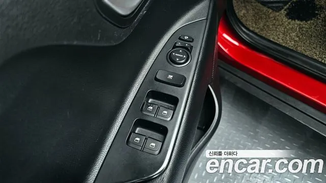 Kia Stonic 2019 — фото 14