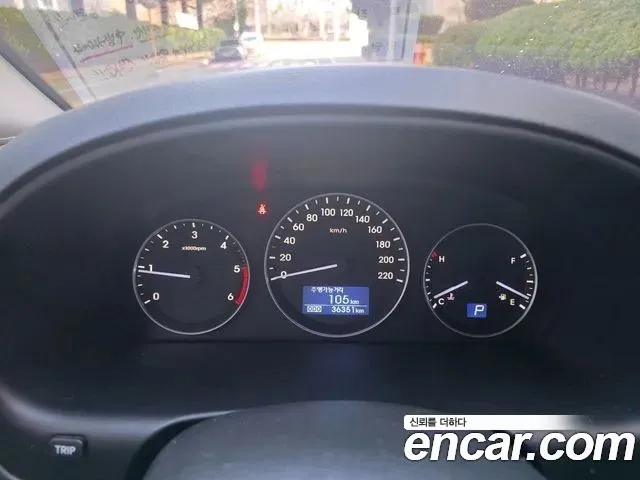 Hyundai Starex 2017 — фото 2