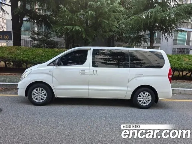 Hyundai Starex 2017 — фото 3