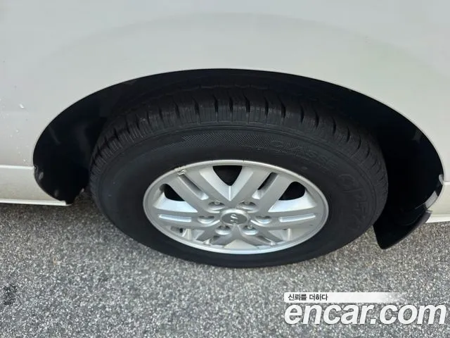 Hyundai Starex 2017 — фото 19