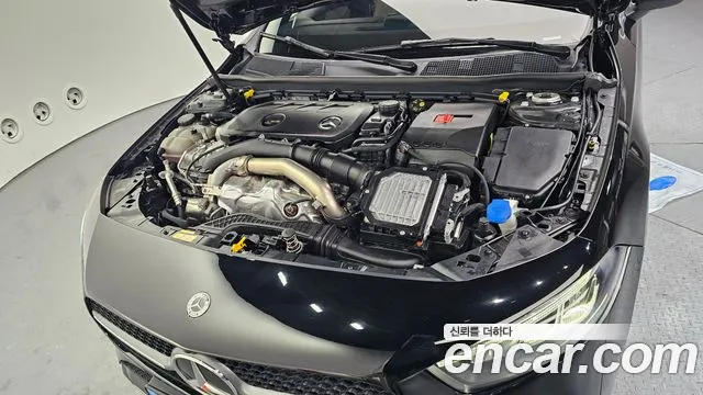 Mercedes-Benz A-Class 2025 — фото 6