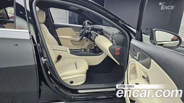 Mercedes-Benz A-Class 2025 — фото 11