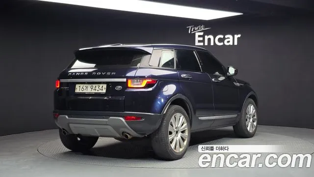 Land Rover Range Rover Evoque 2017 — фото 2