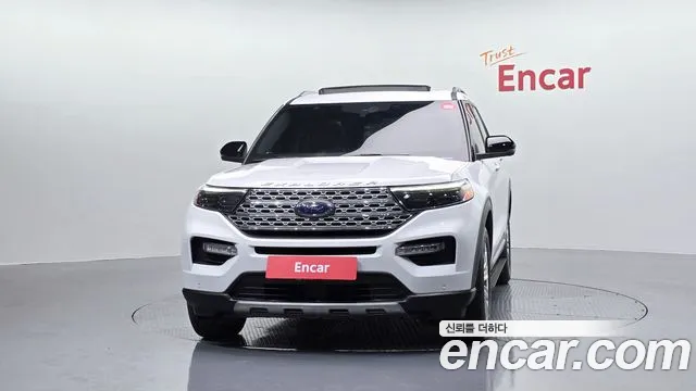 Ford Explorer 2020 — фото 3