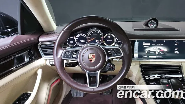 Porsche Panamera 2017 — фото 13