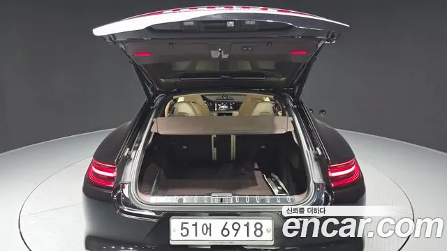 Porsche Panamera 2017 — фото 20