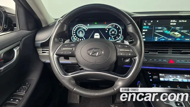 Hyundai Grandeur 2022 — фото 13