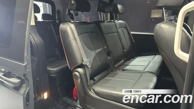 Hyundai Staria 2025 — фото 13