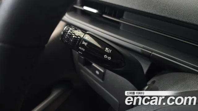 Hyundai Staria 2025 — фото 18