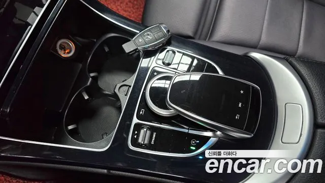 Mercedes-Benz C-Class 2017 — фото 17