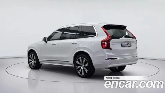 Volvo XC90 2025 — фото 4
