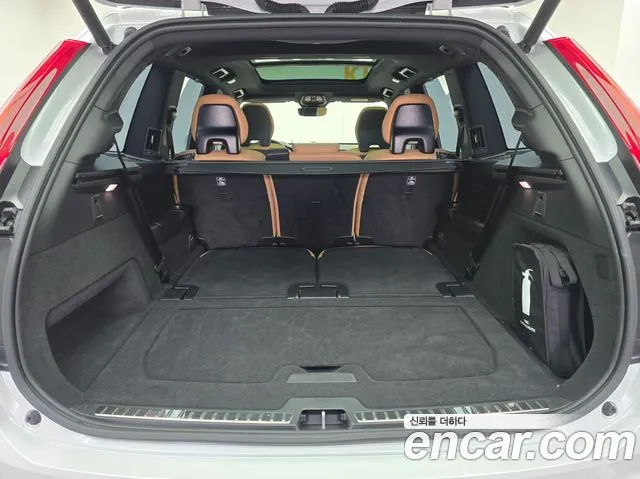 Volvo XC90 2025 — фото 20