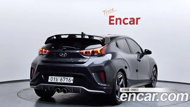 Hyundai Veloster 2018 — фото 2