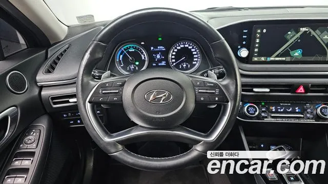 Hyundai Sonata 2020 — фото 15