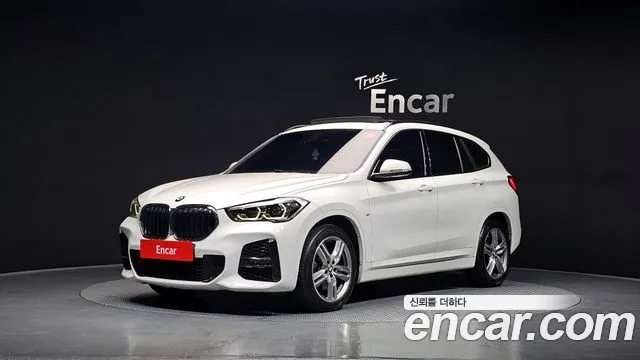 BMW X1 2020 — фото 1