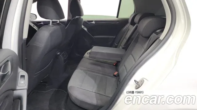 Volkswagen Golf 2012 — фото 11