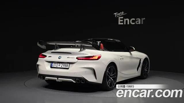 BMW Z4 2024 — фото 2