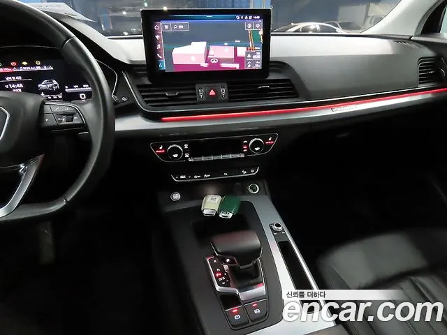 Audi Q5 2023 — фото 13