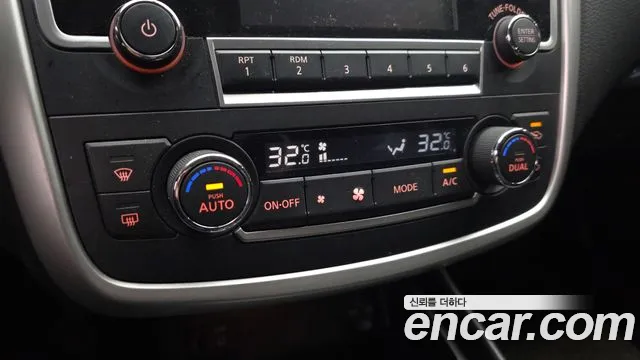 Nissan Altima 2017 — фото 16