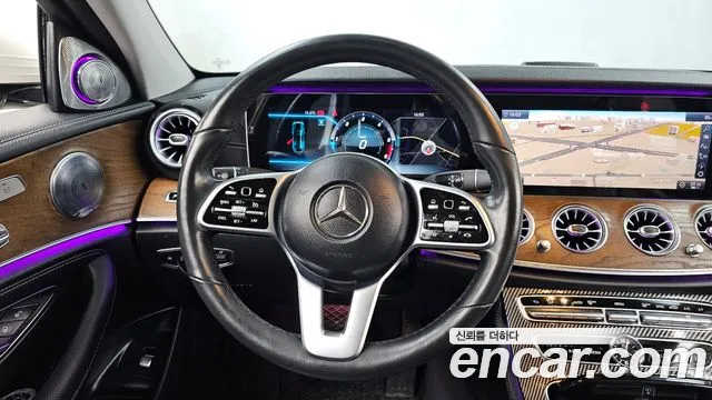 Mercedes-Benz E-Class 2019 — фото 13