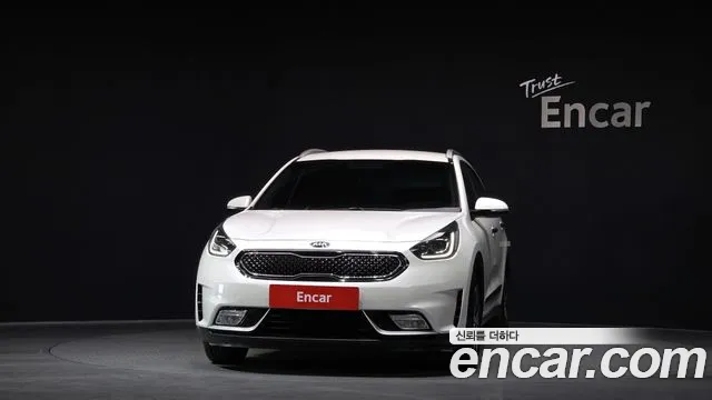 Kia Niro 2018 — фото 3