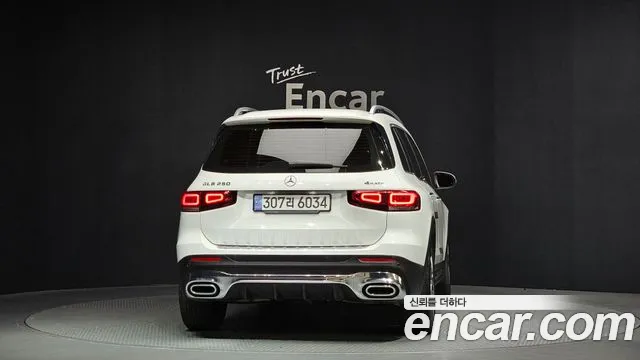 Mercedes-Benz GLB-Class 2020 — фото 4