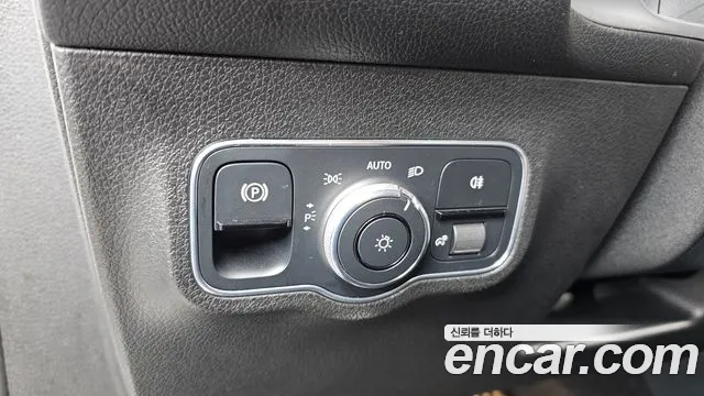 Mercedes-Benz GLB-Class 2020 — фото 18
