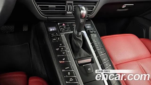 Porsche Macan 2021 — фото 9