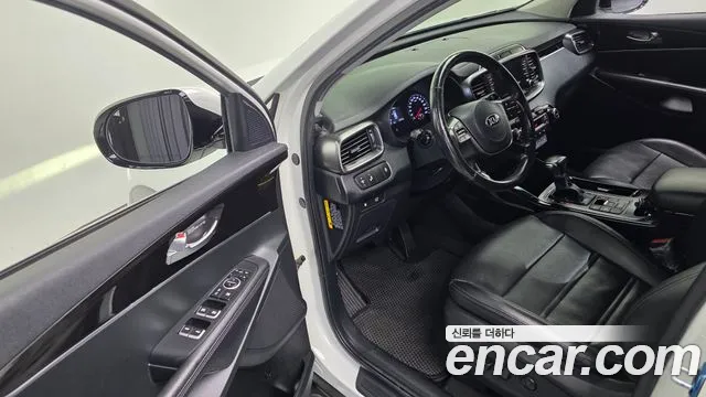 Kia Sorento 2018 — фото 11