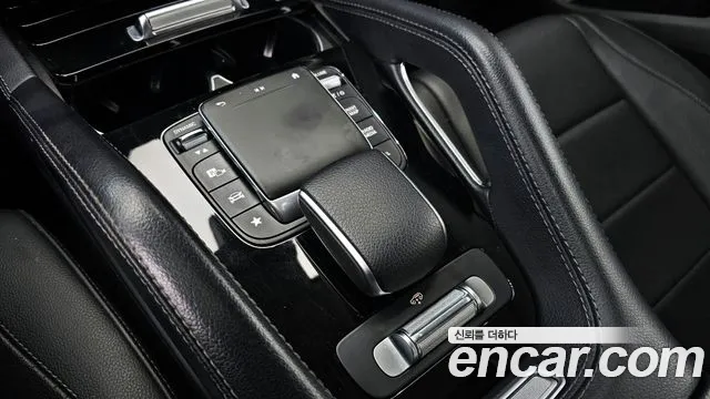 Mercedes-Benz GLE-Class 2020 — фото 16