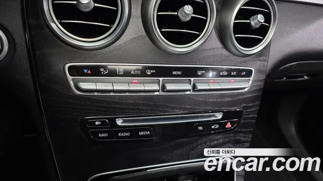 Mercedes-Benz GLC-Class 2016 — фото 17