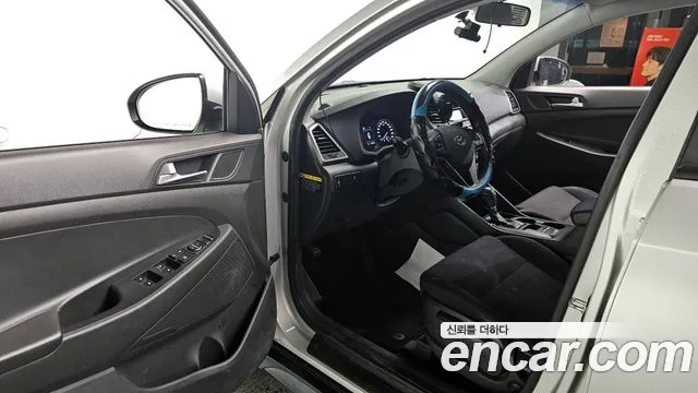 Hyundai Tucson 2016 — фото 10